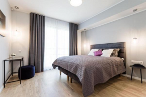 Central apartments, Quiet with Free Parking and AC. in Tallinn
